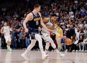 约基奇官方公布新规，杜兰特引发争议，连续三场30+球迷热议！