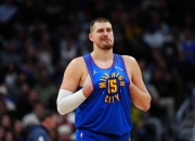 约基奇惊艳全场，掘金助攻爆棚，关键时刻神级表现逆转取胜！的简单介绍